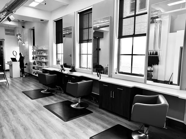 Exemple de site vitrine pour coiffeur — création Gradly Concept, web studio pour artisans et indépendants